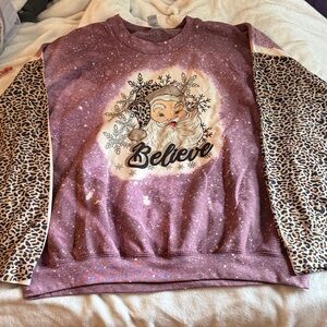 Santa Believe Sweatshirt with Leopard Sleeves